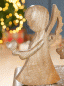 Preview: Gilde Holz 2 er Set Engel Herzlich Holz  mit Herz in Hand H 17cm x 12cm x 2,5cm Weihnachtsdeko Dekoration
