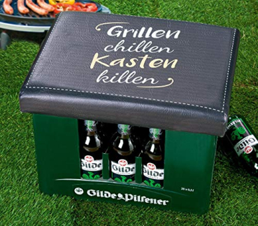 Preview: Gilde Sitzpolster für Bierkisten, Grillen, chillen Kasten Killen, schwarz, 32cm x 42cm x 5cm, paßt auf den handelsüblichen Bier- oder Getränkekasten