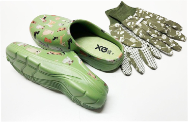 Angro 2er Set Gartenclogs grün mit Hundemotiv und grüne Gartenhandschuhe Damenclogs superleicht
