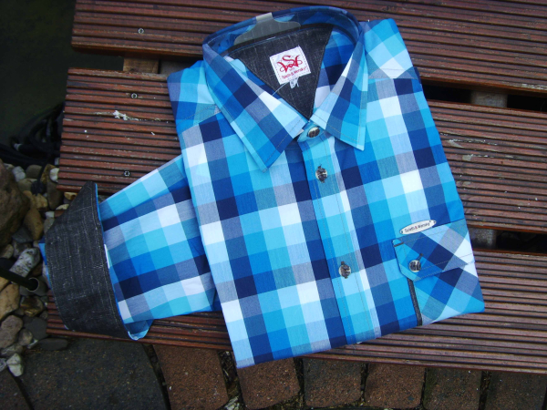 Modernes kariertes Trachtenhemd in türkis/braun - Kopie