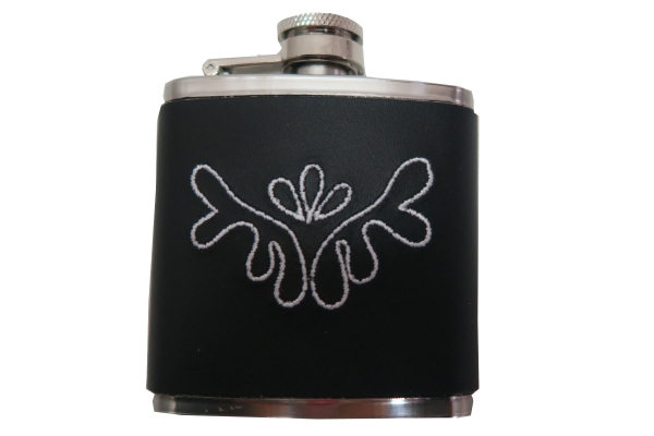 Flachmann in schwarzem Glattleder mit Geweihmotiv 5 oZ