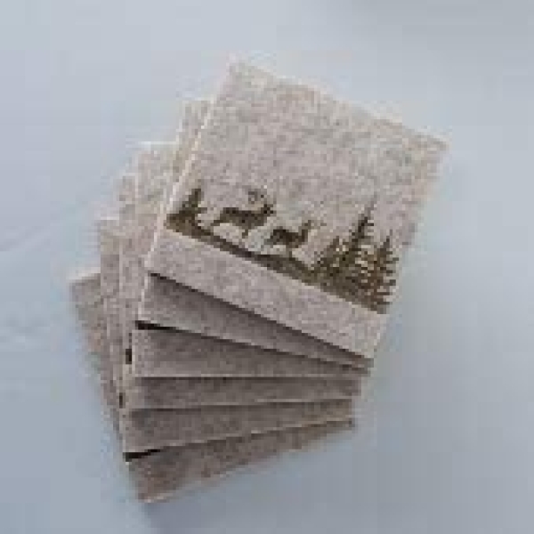 Home Collection Boltze Filzuntersetzer beige 10x10cm Glasuntersetzer Hirsch im Wald 6 Stück eckig Untersetzer