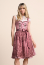 Krüger Madl Dirndl Serenai rose  Rocklänge 60 cm mit Spitzenschürze